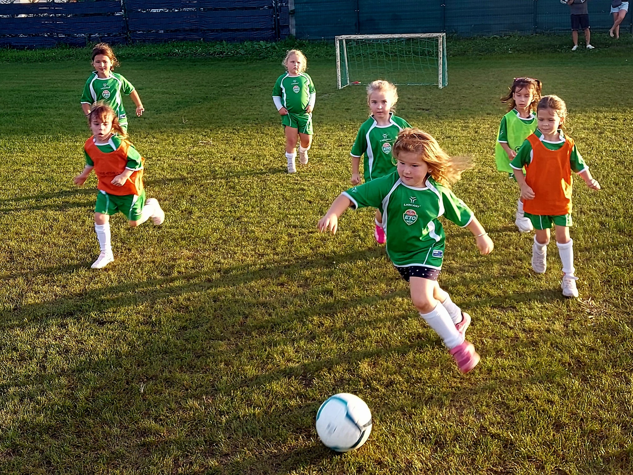 Bátorság, akarat, csibészség- focista palántáink reflektorfényben
