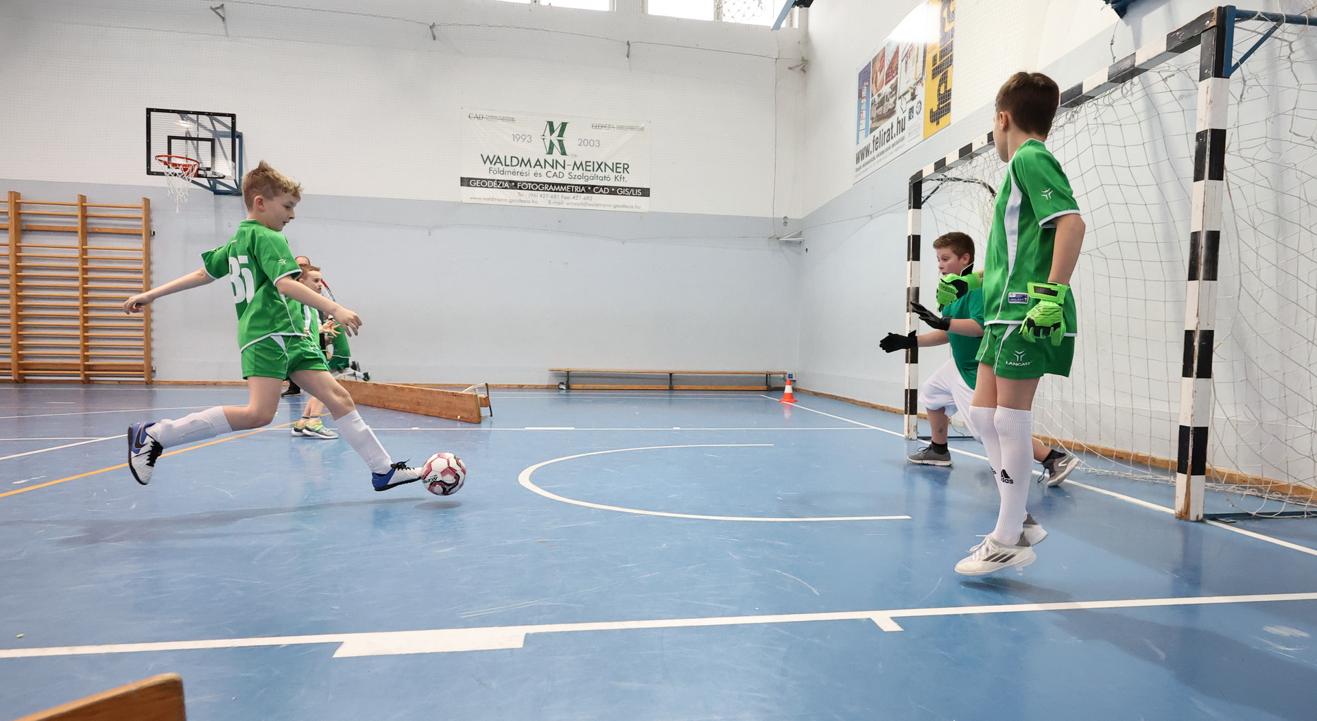 Nagy gólok a nagy melegben